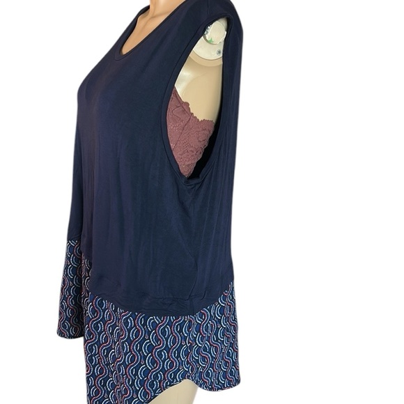 Micheal Micheal Kors XL Navy Blue Sleeveless Top ,tunic with Patterned Hem,hi-lo - Picture 3 of 13